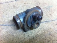 12h5. Later type bleeder..JPG 12h5. Later type bleeder..JPG