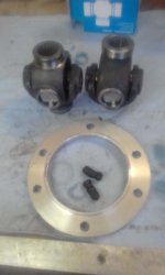 UJs and Spacer Ring.jpg UJs and Spacer Ring.jpg