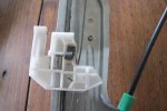 C5 Window cable clips2.jpg