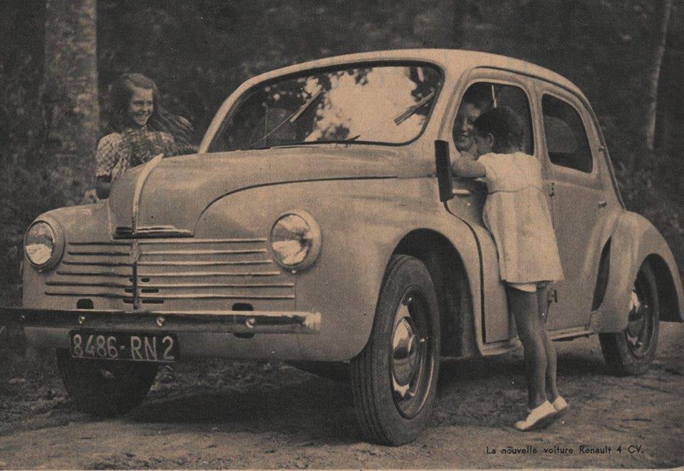 Renault photo of preserie car.jpg